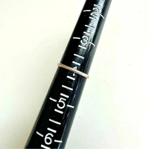 Sterling Silver Vintage Native Bear Claw Turquoise Ring - Picture 5 of 5